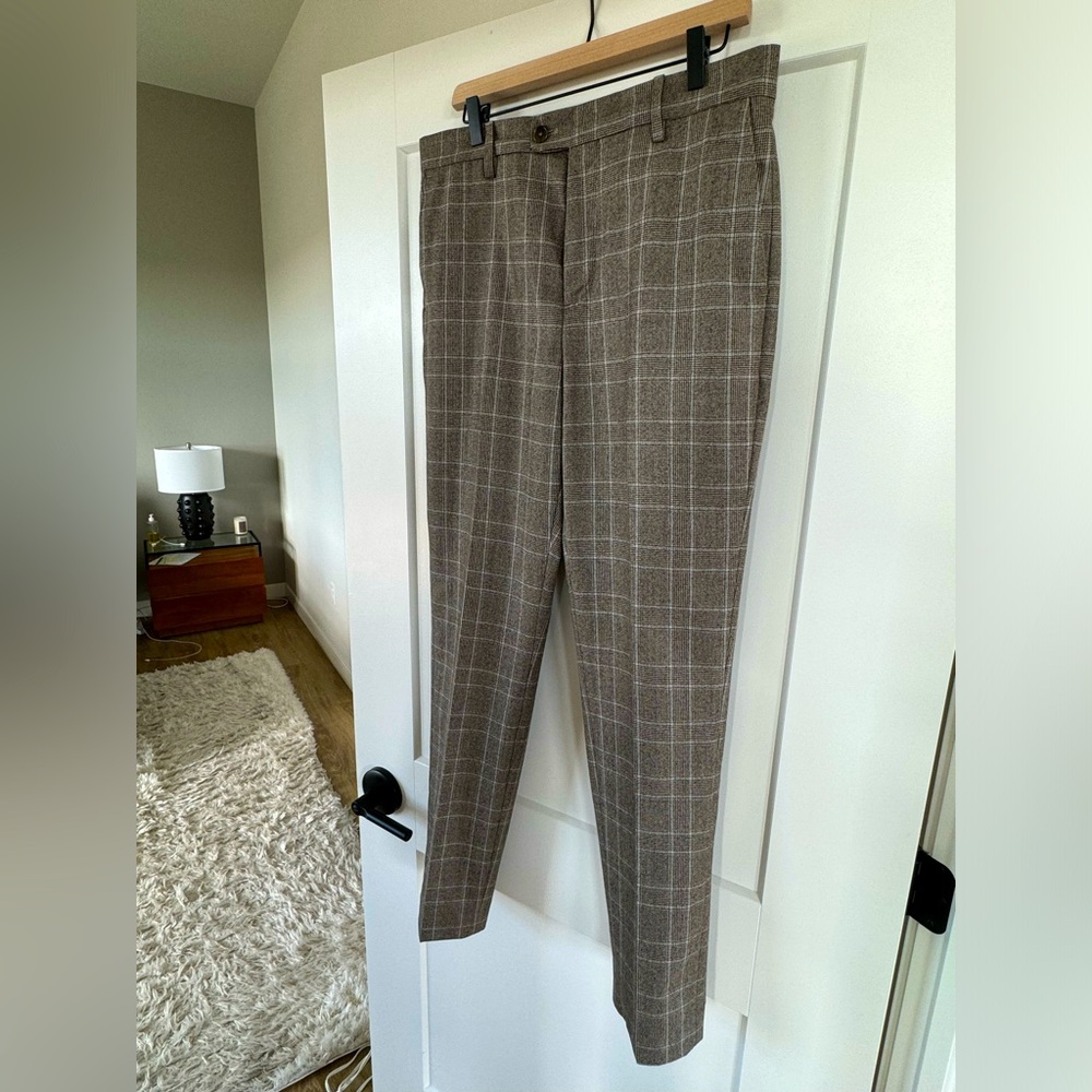 Banana Republic 32R Tailored Slim Fit Plaid Dress Pant. Orig. $200
